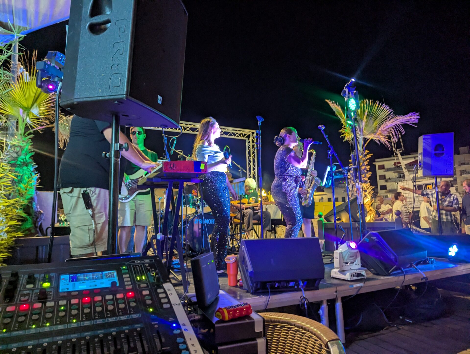 PXL_20250824_200538538